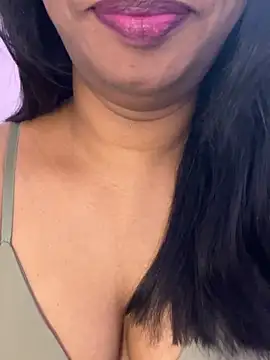 Snapshot of tamil_Aarathi chatting on May 26, 2026, 5:22 pm tamil Aarathi online show from May 26, 2026, 5:22 pm