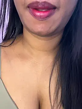 Snapshot of tamil_Aarathi chatting on June 12, 2026, 5:21 pm tamil Aarathi online show from June 12, 2026, 5:21 pm