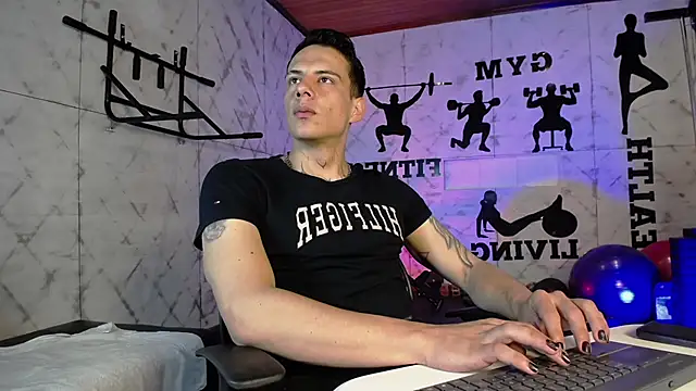 Dustin Sonne online show from May 24, 2026, 3:17 am