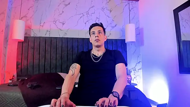 Dustin Sonne online show from May 13, 2026, 3:35 am