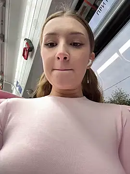 Snapshot of katexxxx chatting on October 7, 2025, 3:13 pm katexxxx online show from October 7, 2025, 3:13 pm