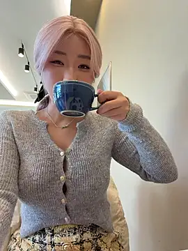 winter11 online show from February 7, 2026, 11:57 pm