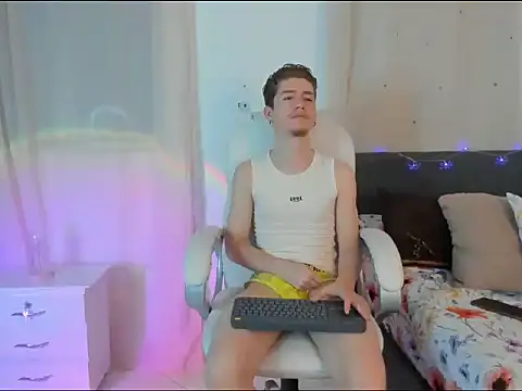 ThiagooJames online show from January 17, 2026, 1:42 am