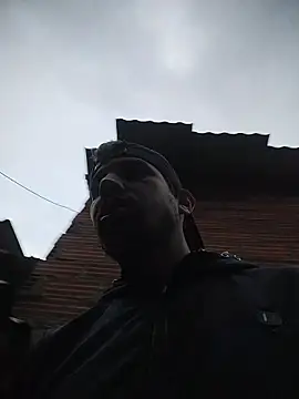 Snapshot of ashtoncooperr chatting on February 17, 2026, 11:40 am ashtoncooperr online show from February 17, 2026, 11:40 am