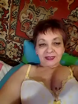 Rose60301 online show from October 18, 2025, 6:21 pm