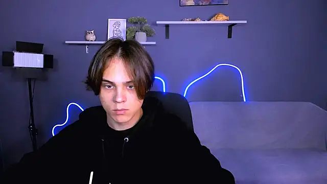 Snapshot of karl_mans chatting on October 15, 2025, 8:55 am karl mans online show from October 15, 2025, 8:55 am