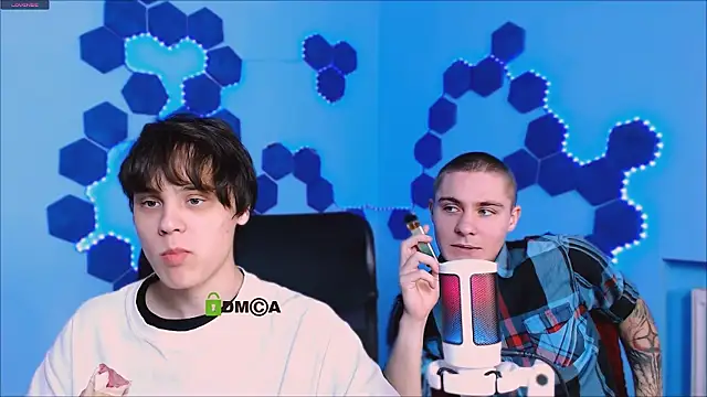 Snapshot of karl_mans chatting on November 30, 2025, 10:16 am karl mans online show from November 30, 2025, 10:16 am