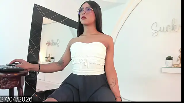 Snapshot of Vicky_Hottman chatting on April 28, 2026, 1:48 pm Vicky Hottman online show from April 28, 2026, 1:48 pm