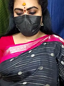 honey-flower online show from September 21, 2025, 4:01 pm