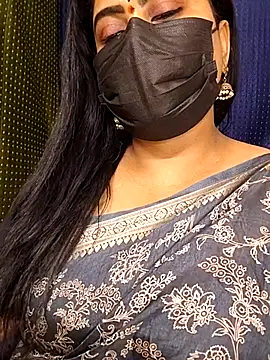 honey-flower online show from September 23, 2025, 6:26 pm