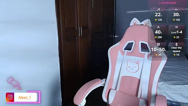 Aleecandrews online show from October 4, 2025, 7:37 pm