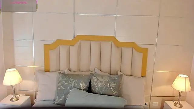 MaddieParker online show from October 16, 2025, 7:33 pm