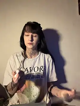 Seductively4 20 online show from May 16, 2026, 9:36 pm