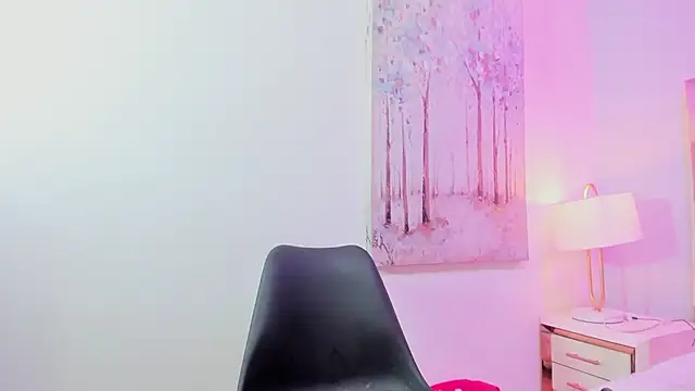 DanniaKross online show from December 20, 2025, 10:40 am