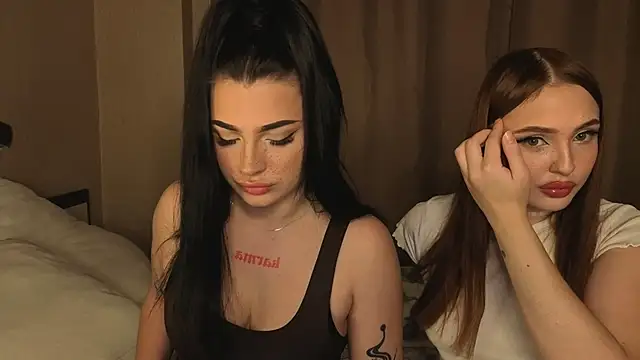 Snapshot of honey_____bunny chatting on October 25, 2025, 1:01 pm honey bunny online show from October 25, 2025, 1:01 pm