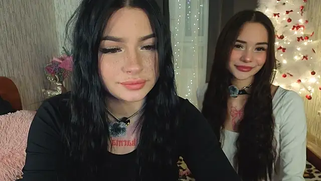 Snapshot of honey_____bunny chatting on January 5, 2026, 6:00 pm honey bunny online show from January 5, 2026, 6:00 pm