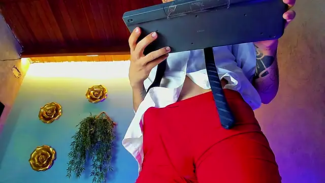 david huge online show from October 25, 2025, 1:45 pm