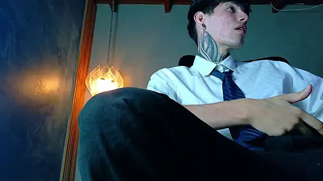 david huge online show from May 24, 2026, 2:44 am