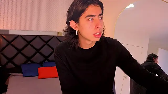 Snapshot of ryo_light chatting on October 14, 2025, 8:09 pm ryo light online show from October 14, 2025, 8:09 pm