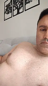 Snapshot of LeoMaduroSP chatting on February 12, 2026, 1:00 pm LeoMaduroSP online show from February 12, 2026, 1:00 pm