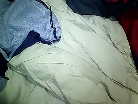 Snapshot of 20cmloiro chatting on September 28, 2025, 8:43 am 20cmloiro online show from September 28, 2025, 8:43 am