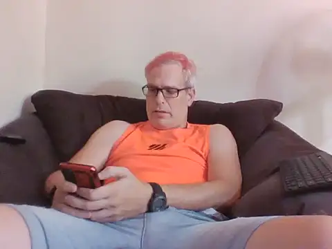 Snapshot of nerdy6 chatting on September 30, 2025, 4:13 pm nerdy6 online show from September 30, 2025, 4:13 pm