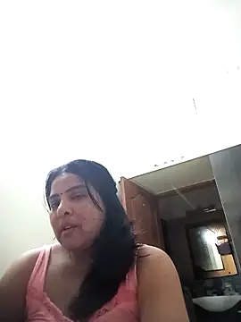 Snapshot of srimasrima chatting on April 1, 2026, 6:05 pm srimasrima online show from April 1, 2026, 6:05 pm