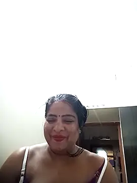 srimasrima online show from November 15, 2025, 8:40 am