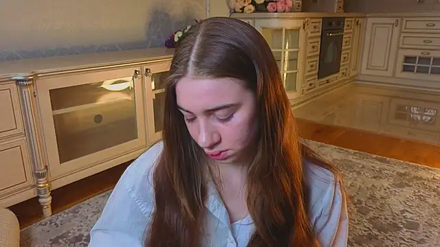 EadlinGillim online show from October 14, 2025, 3:07 am