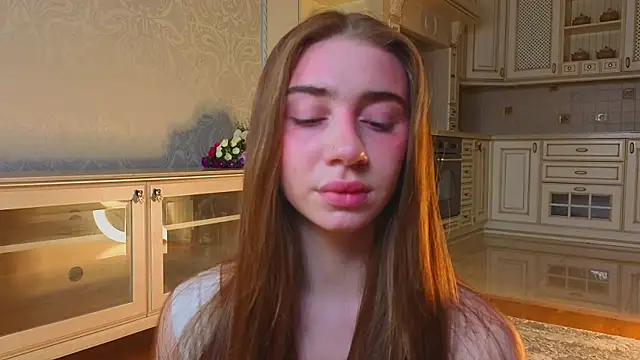 EadlinGillim online show from September 22, 2025, 3:12 am