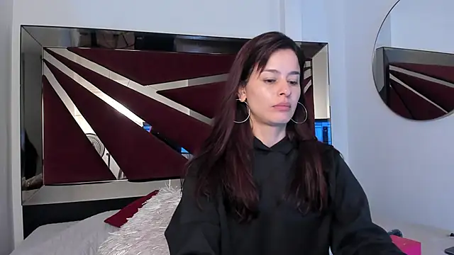 Snapshot of valerieMattson chatting on October 9, 2025, 2:28 pm valerieMattson online show from October 9, 2025, 2:28 pm