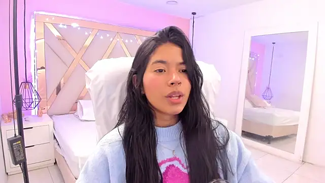 Snapshot of samantaa_shy chatting on April 6, 2026, 2:07 am samantaa shy online show from April 6, 2026, 2:07 am