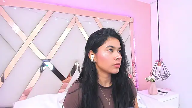 Snapshot of samantaa_shy chatting on June 24, 2026, 3:27 am samantaa shy online show from June 24, 2026, 3:27 am