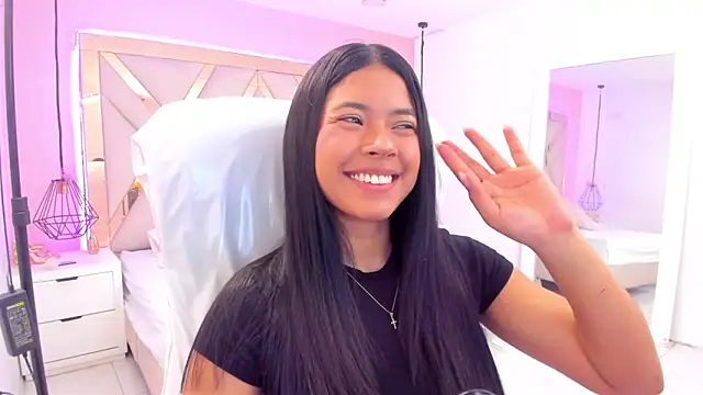 Snapshot of samantaa_shy chatting on March 17, 2026, 2:36 am samantaa shy online show from March 17, 2026, 2:36 am