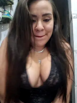 Snapshot of juliaYalla chatting on September 20, 2025, 5:23 am juliaYalla online show from September 20, 2025, 5:23 am