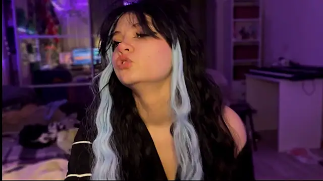 Snapshot of nikoli_naw chatting on November 13, 2025, 4:55 pm nikoli naw online show from November 13, 2025, 4:55 pm