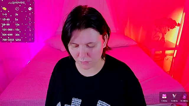 Snapshot of bluelunaray chatting on November 27, 2025, 10:48 am bluelunaray online show from November 27, 2025, 10:48 am