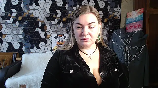 Snapshot of NikaSkylink chatting on February 26, 2026, 5:18 am NikaSkylink online show from February 26, 2026, 5:18 am