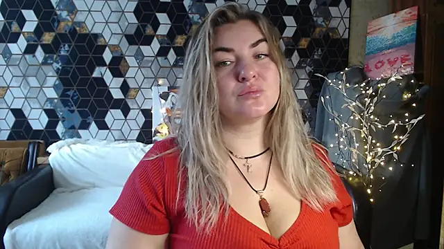 Snapshot of NikaSkylink chatting on February 24, 2026, 5:19 am NikaSkylink online show from February 24, 2026, 5:19 am