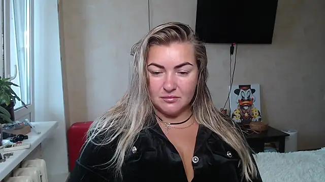 NikaSkylink online show from July 18, 2026, 6:44 am
