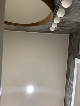 Liza Will online show from October 25, 2025, 6:56 am