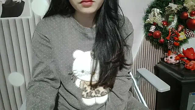 Snapshot of Emachiii chatting on March 12, 2026, 12:53 pm Emachiii online show from March 12, 2026, 12:53 pm