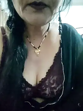 Cuty siya 143 online show from October 13, 2025, 5:25 pm