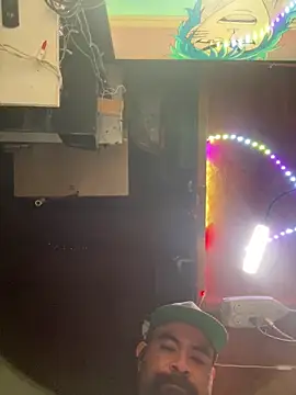 Snapshot of Jonathanfrom420 chatting on April 9, 2026, 9:48 am Jonathanfrom420 online show from April 9, 2026, 9:48 am