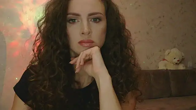 Amber Carrol online show from October 22, 2025, 5:34 pm