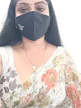 shivani27 online show from March 17, 2026, 4:21 pm