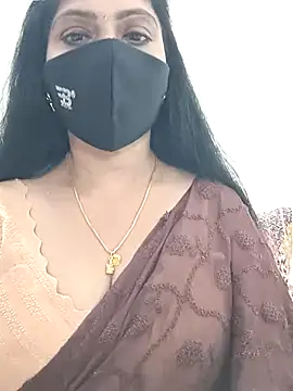 shivani27 online show from February 2, 2026, 4:50 pm