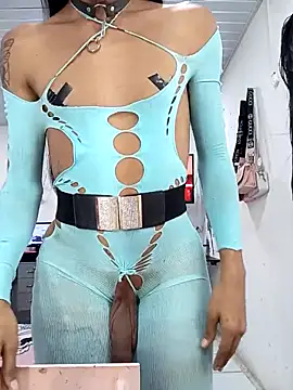 translatina777 online show from October 18, 2025, 9:17 pm