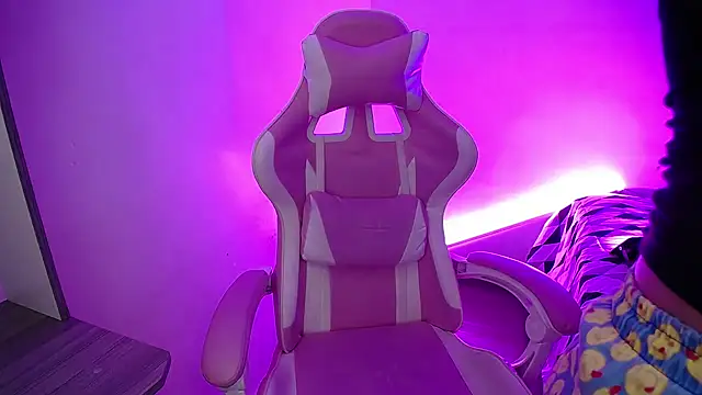 Snapshot of Stepha_babe chatting on September 11, 2025, 12:21 am Stepha babe online show from September 11, 2025, 12:21 am