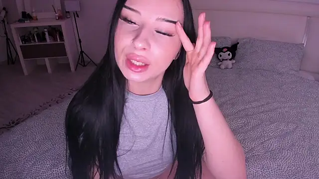 ScarlettJakobs online show from May 21, 2026, 4:43 am